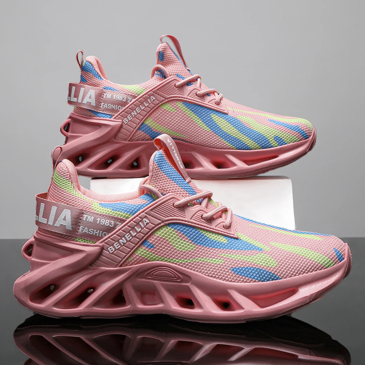 Running shoes for men and women, lightweight mesh, breathable and comfortable, flat and soft tennis shoes - Image 7